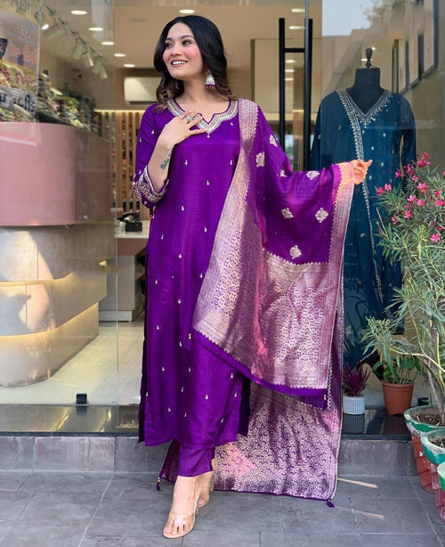 designer made luxury Pakistani suit for womenswear - 3 piece ready-to-wear | AASHI | PAKISTANI | PUNJABI | SOUTH ASIAN (Copy)