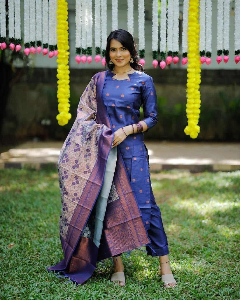 designer made luxury Pakistani suit for womenswear - 3 piece ready-to-wear | KUSUM | PAKISTANI | PUNJABI | SOUTH ASIAN (Copy)