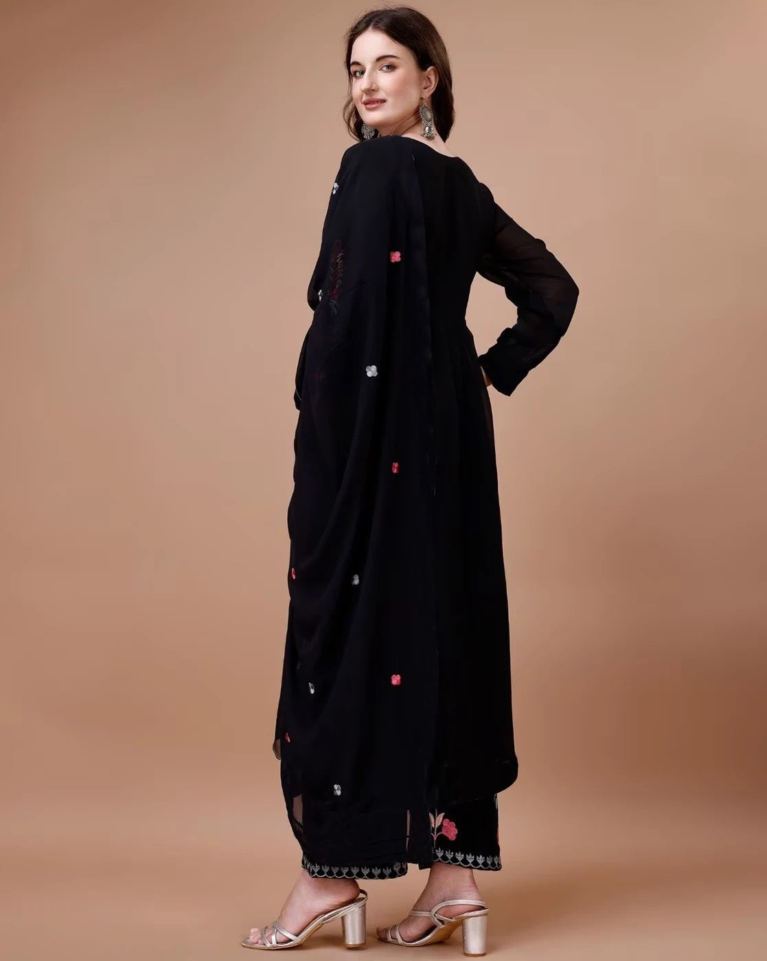 designer made luxury Pakistani suit for womenswear - 3 piece ready-to-wear | BLACK BUEATY | PAKISTANI | PUNJABI | SOUTH ASIAN