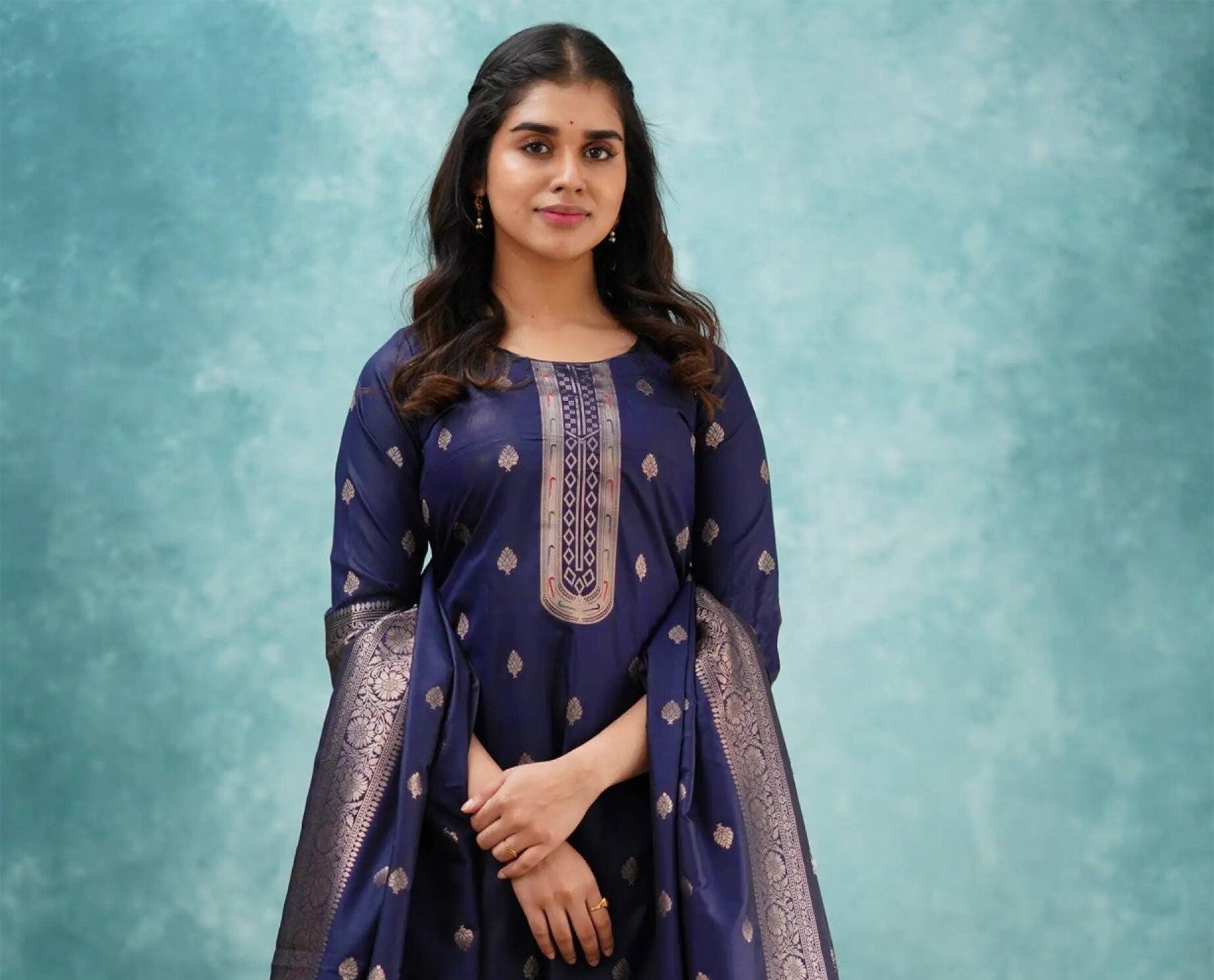 designer made luxury Pakistani suit for womenswear - 3 piece ready-to-wear | SHINGAR | PAKISTANI | PUNJABI | SOUTH ASIAN (Copy)