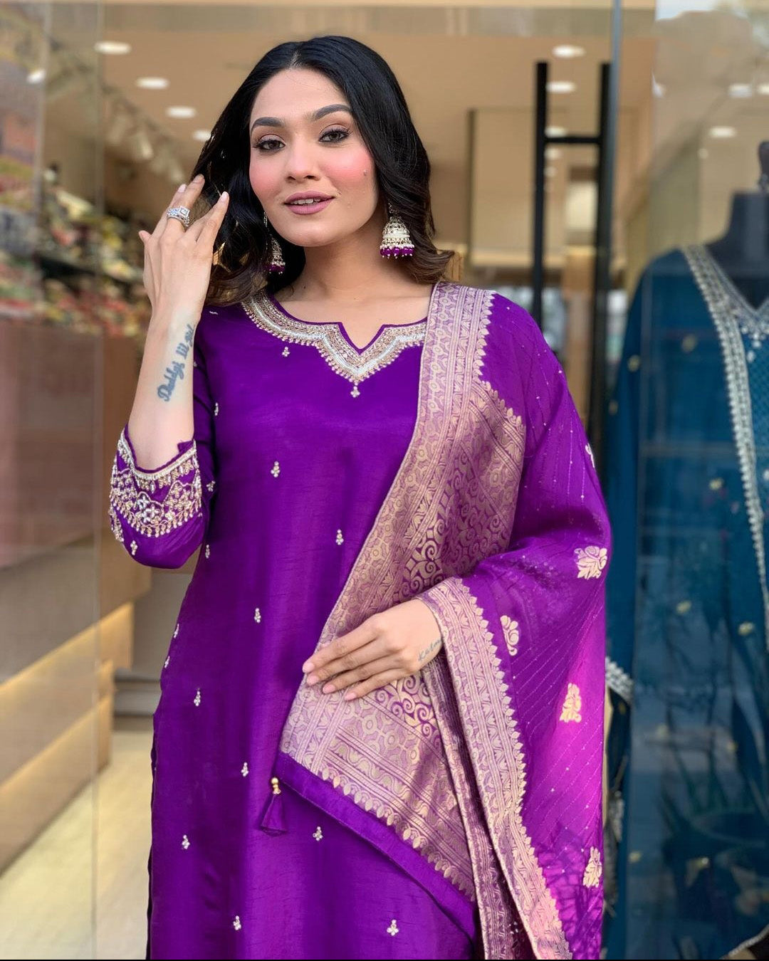 designer made luxury Pakistani suit for womenswear - 3 piece ready-to-wear | AASHI | PAKISTANI | PUNJABI | SOUTH ASIAN (Copy)