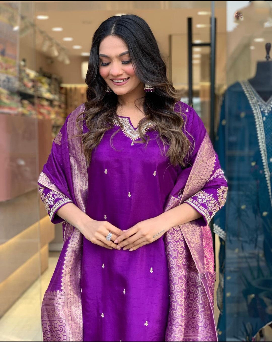 designer made luxury Pakistani suit for womenswear - 3 piece ready-to-wear | AASHI | PAKISTANI | PUNJABI | SOUTH ASIAN (Copy)