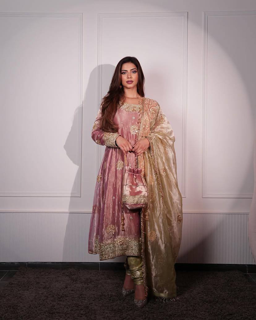 designer made luxury Pakistani suit for womenswear - 3 piece ready-to-wear | SSC-632 | PAKISTANI | PUNJABI | SOUTH ASIAN