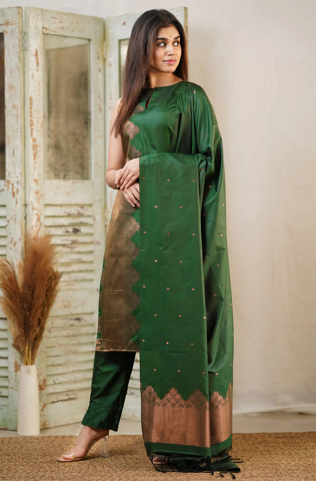 designer made luxury Pakistani suit for womenswear - 3 piece ready-to-wear | PRISM | PAKISTANI | PUNJABI | SOUTH ASIAN (Copy)